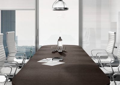 tavolo_riunioni_legno_rotondo